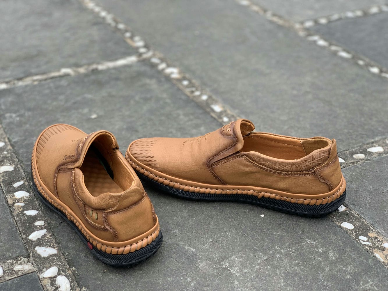 Giày da Việt Nam  